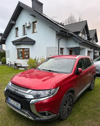 mitsubishi outlander mazowieckie Mitsubishi Outlander cena 85000 przebieg: 119000, rok produkcji 2018 z Karpacz